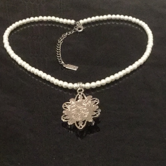 Vtg.15”W/3”FreshwaterCultured White Pearl&CameoPdt - Picture 12 of 14